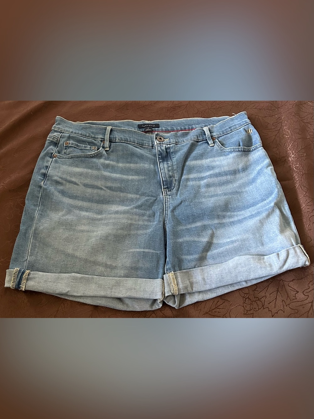 Women’s Tommy Hilfiger Light Blue Rolled Hem Denim Shorts Size 14